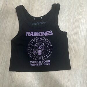 Rowdy sprout tank size 10